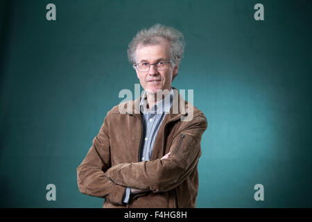 Robert Crawford FRSE FBA, der schottische Dichter, Gelehrter und Kritiker, an das Edinburgh International Book Festival 2015. Edinburgh, Schottland. 26. August 2015 Stockfoto