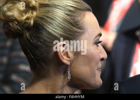 London, UK. 18. Oktober 2015. Kate Winslet Teilnahme an "Steve Jobs" schließen Gala am BFI London Film Festival im Odeon Leicester Square in London, Vereinigtes Königreich. Bildnachweis: Stills Presse/Alamy Live-Nachrichten Stockfoto