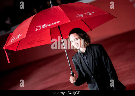 Rom, Italien. 18. Oktober 2015. Ellen Page besucht den roten Teppich für den Film "Freeheld" am 10. Rome Film Festival im Bild: Ellen Page. Bildnachweis: Massimo Valicchia/Alamy Live-Nachrichten Stockfoto