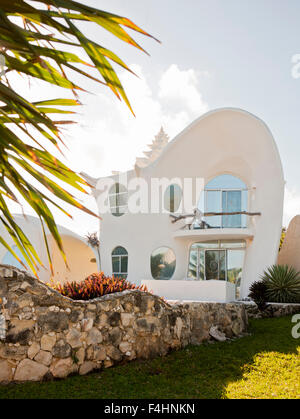 Außenansicht des Hauses Conch Shell. Isla Mujeres, Quintana Roo, Mexiko. Stockfoto