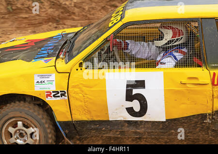 Der Cup der Republik Belarus auf ein Autocross vergangen 17-18th Oktober 2015 in der Siedlung Tulovo (Vitebsk Gebiet). Stockfoto