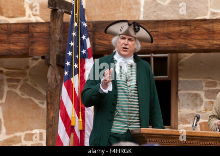 George Washington-Re-Enactor in Mount Vernon Destillerie - Alexandria, Virginia, Vereinigte Staaten Stockfoto