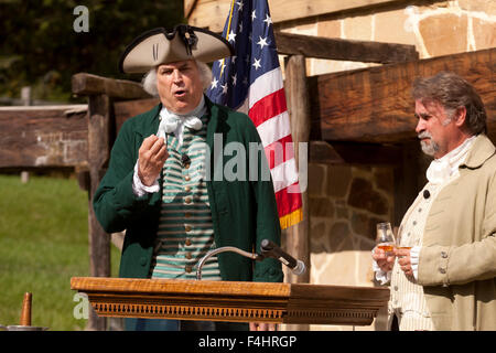 George Washington-Re-Enactor in Mount Vernon Destillerie - Alexandria, Virginia, Vereinigte Staaten Stockfoto