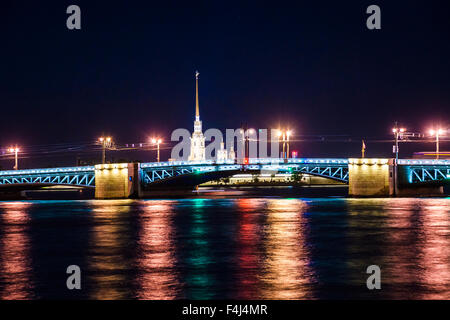 Schöne Nachtansicht von Sankt-Petersburg, Russland Stockfoto