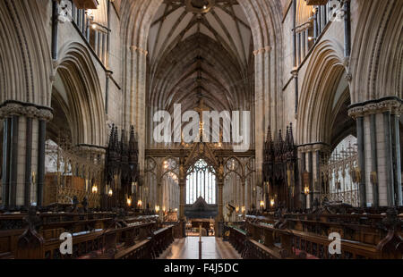 Chor und Schiff nach Westen, Worcester Cathedral, Worcester, England, Vereinigtes Königreich, Europa Stockfoto