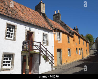 Bunte Dorfhäuser, Culross, Fife, Schottland, Vereinigtes Königreich, Europa Stockfoto