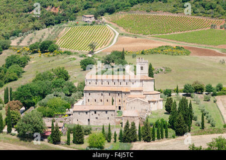 Sant Antimo Abtei, Kloster, Castelnuovo dell'Abate, in der Nähe von Montalcino, Val d ' Orcia, Provinz Siena, Toskana, Italien Stockfoto