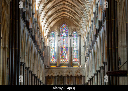 Das prächtige Schiff der Kathedrale von Salisbury, Salisbury, Wiltshire, England, Vereinigtes Königreich, Europa Stockfoto