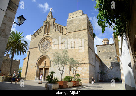 Kirche Sant Jaume, San Jaime, in der Altstadt von Alcudia, Mallorca, Mallorca, Balearen, Spanien Stockfoto