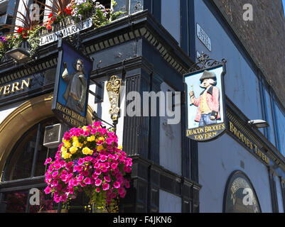 dh Lawnmarket THE ROYAL MILE EDINBURGH Deacon Brodies Tavern Schild Edinburgh brodie Stockfoto