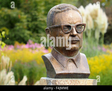 Statue, Salvador Allende ehemaligen Präsidenten von Chile, Donaupark, Wien, Österreich Stockfoto