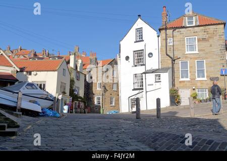 Hütten und Häuser in Robin Hoods Bay North Yorkshire UK Stockfoto