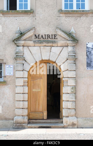 Die Tür zu einer Mairie oder Rathaus in Greoux-Les-Bains Provence Frankreich Stockfoto