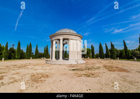 Maskin Familienmausoleum, rote Insel (Crveni Otok), Rovinj, Kroatien Stockfoto