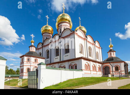 Kathedrale der Himmelfahrt der Jungfrau Maria im Iversky Kloster, Waldai, Russland Stockfoto