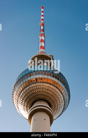 Der Fernsehturm am Alexander Platz. Berlin, Deutschland. Stockfoto