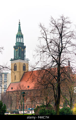 Marienkirche, Alexanderplatz, Berlin, Deutschland. Stockfoto