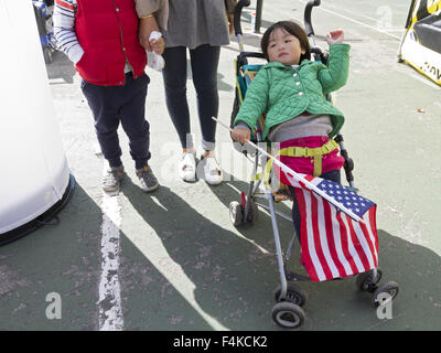 China-Tage-Festival und Laternenumzug in Chinatown in Sunset Park in Brooklyn, NY, Oct.18, 2015. Stockfoto