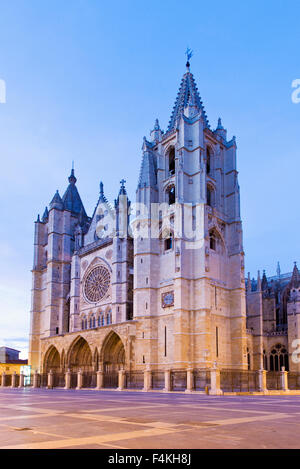 Kathedrale Santa María de León, auch genannt The House of Light oder Pulchra Leonina in Leon, Spanien Stockfoto