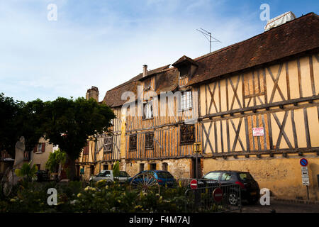 Altes Fachwerk Gebäude in der Rue des Récollets, Bergerac, Frankreich Stockfoto