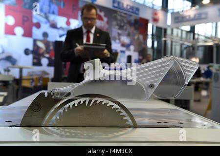 Brno, Tschechische Republik. 20. Oktober 2015. Internationalen Handel fair Wood-Tec beginnt in Brno, Tschechische Republik, 20. Oktober 2015. © Vaclav Salek/CTK Foto/Alamy Live-Nachrichten Stockfoto