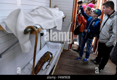 Die Legion zu trainieren ist eine mobile Nachbildung eines Zuges Legionen auf der Transsibirischen Eisenbahn. Museum der tschechoslowakischen Legionen in Russland präsentiert neue Kutsche für Schneider in Brno, Tschechische Republik, 20. Oktober 2015. (Foto/Vaclav Salek CTK) Stockfoto