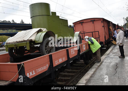 Die Legion zu trainieren ist eine mobile Nachbildung eines Zuges Legionen auf der Transsibirischen Eisenbahn. Museum der tschechoslowakischen Legionen in Russland präsentiert neue Kutsche für Schneider in Brno, Tschechische Republik, 20. Oktober 2015. (Foto/Vaclav Salek CTK) Stockfoto