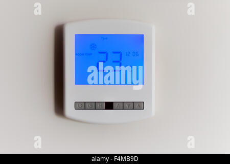 Moderne digitale Heizungsthermostat Stockfoto