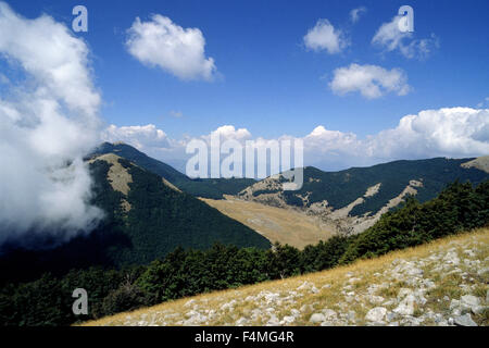 Italien, Basilicata, Nationalpark Pollino, Piano Ruggio vom Monte Serra del Prete aus gesehen Stockfoto