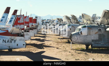 Lagerfläche für pensionierte militärische Flugzeuge an Davis-Monthan Air Force Base in Tucson, Arizona Stockfoto