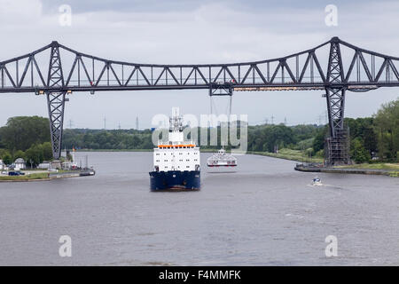 Blick auf Brücke Rendsburg am Nord-Ostsee-Kanal, Deutschland Stockfoto