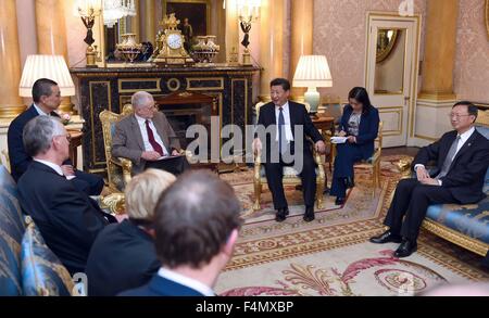 London, UK. 20. Oktober 2015. Chinesischen Staatspräsidenten Xi Jinping (3. R) trifft sich mit britischer Gewerkschaftsführer Jeremy Corbyn (4. R) in London 20. Oktober 2015. Bildnachweis: Zhang Duo/Xinhua/Alamy Live-Nachrichten Stockfoto