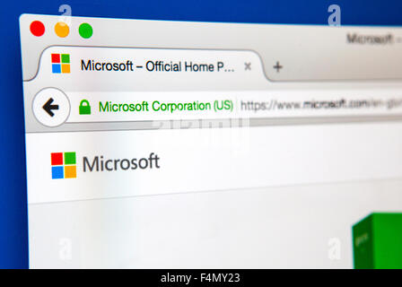 LONDON, UK - 21. Juni 2015: Suchen Sie auf der offiziellen Microsoft-Website auf 21. Juni 2015. Stockfoto