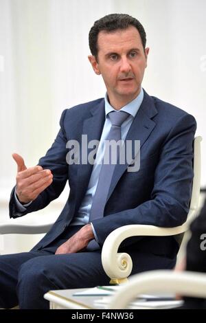 Moskau, Russland. 20. Oktober 2015. Syriens Präsident Bashar Assad bei seinem Treffen mit Präsident Vladimir Putin im Kreml 20. Oktober 2015 in Moskau, Russland. Assad wurde in Moskau auf seiner ersten Reise ins Ausland seit Ausbruch des Krieges in Syrien. Stockfoto