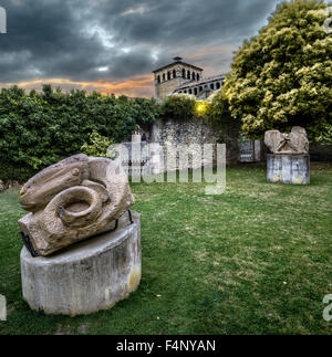 Skulptur in Santillana del Mar, Kantabrien, Spanien Stockfoto