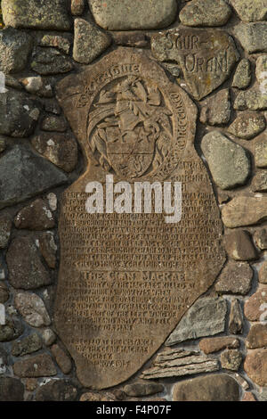 Inschrift auf Clan Macrae Denkmal zur Erinnerung an die Schlacht von Sheriffmuir in 1715, Sheriffmuir, Schottland, Großbritannien, Stockfoto