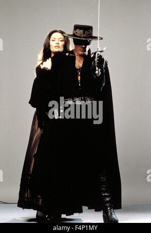 DIE Maske des ZORRO 1998 Antonio Banderas und Catherine Zeta-Jones Regie: Martin Campbell Stockfoto