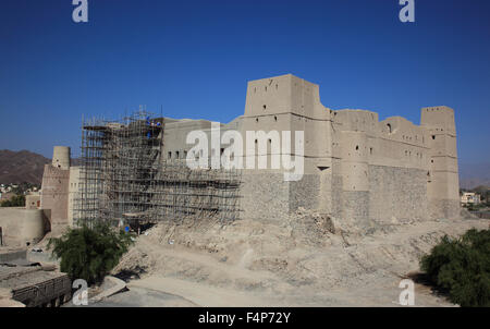 Bahla, Festung Hisn Tamah, inmitten der Stadtmauer liegt im 17. Jahrhundert vermutlich aus dem Stamm der die Nabhani auf eine Stockfoto