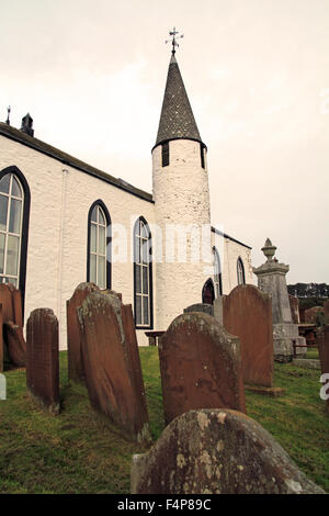 Pfarrei Kirche Crossmichael, Dumfries and Galloway, Schottland. Kirche aus dem 18. Jahrhundert hat einen runden Turm. Stockfoto