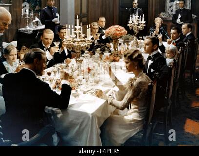 Albrecht Schoenhals, Charlotte Rampling, Helmut Berger, Dirk Bogarde, Umberto Orsini, Ingrid Thulin und Reinhard Kolldehoff / die verdammt / 1969 unter der Regie von Luchino Visconti Stockfoto