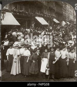 Mitarbeiterinnen des berühmten Schneiderei Geschäfte Paquin und Wert Paris Frankreich Underwood & Underwood Single Image der Stereo-Karte Stockfoto