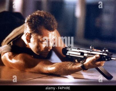 Bruce Willis / Die Hard / 1988 unter der Regie von John McTiernan [20th Century Fox] Stockfoto