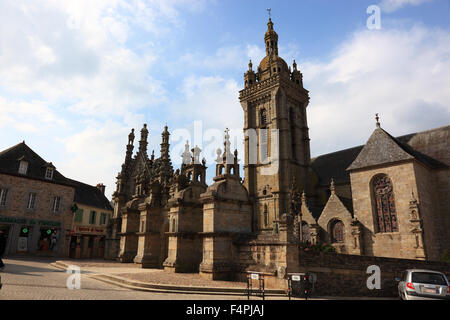 Frankreich, Bretagne, Saint-Thegonnec, ummauerten Pfarrkirche Notre-Dame Stockfoto