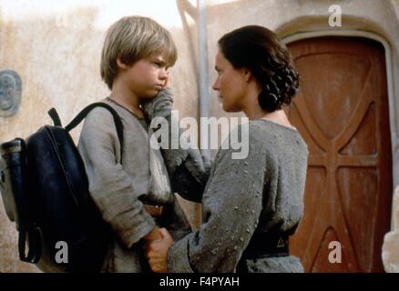 Jake Lloyd und Permilla August / Star Wars-Episode I das Phantom Menace / 1999, Regie: George Lucas, Walt Disney Studios Motion Pictures. Stockfoto