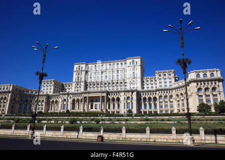 Der Palast des Parlaments, Palatul Parlamentului in Bukarest, Rumänien ist ein Mehrzweckgebäude mit beiden Kammern Stockfoto