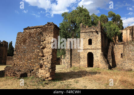 Mittelalterliche Gebäude des Fasil Ghebbi oder Gemp Gondar oder Gonder, eine Stadt und separate Woreda in Äthiopien. Befindet sich in Semien unterwegs Stockfoto