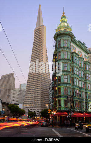 USA, USA, Amerika, Kalifornien, Westküste, San Francisco, Columbus Avenue, Transamerica Pyramid, Wolkenkratzer, Stadt, aven Stockfoto