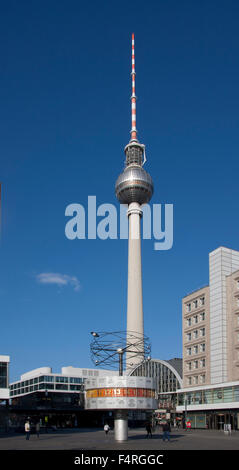 Berlin, Deutschland, Europa, Alexander Platz, Fernsehturm, Fernsehturm, Weltzeituhr, Urania, Uhr, Planeten, Stockfoto