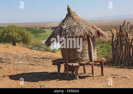 Omo Region, die Leute von Karo, auf dem Land in dem Dorf Karo Stockfoto