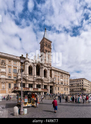 Italien, Europa, Latium, Rom, Roma, Stadt, Dorf, Frühling, Menschen, Kirche, Piazza di Santa Maria Maggiore, quadratisch, Stockfoto